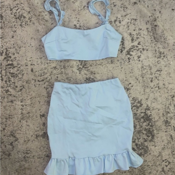 2 Piece Baby blue midi skirt and crop top set - Picture 9 of 9